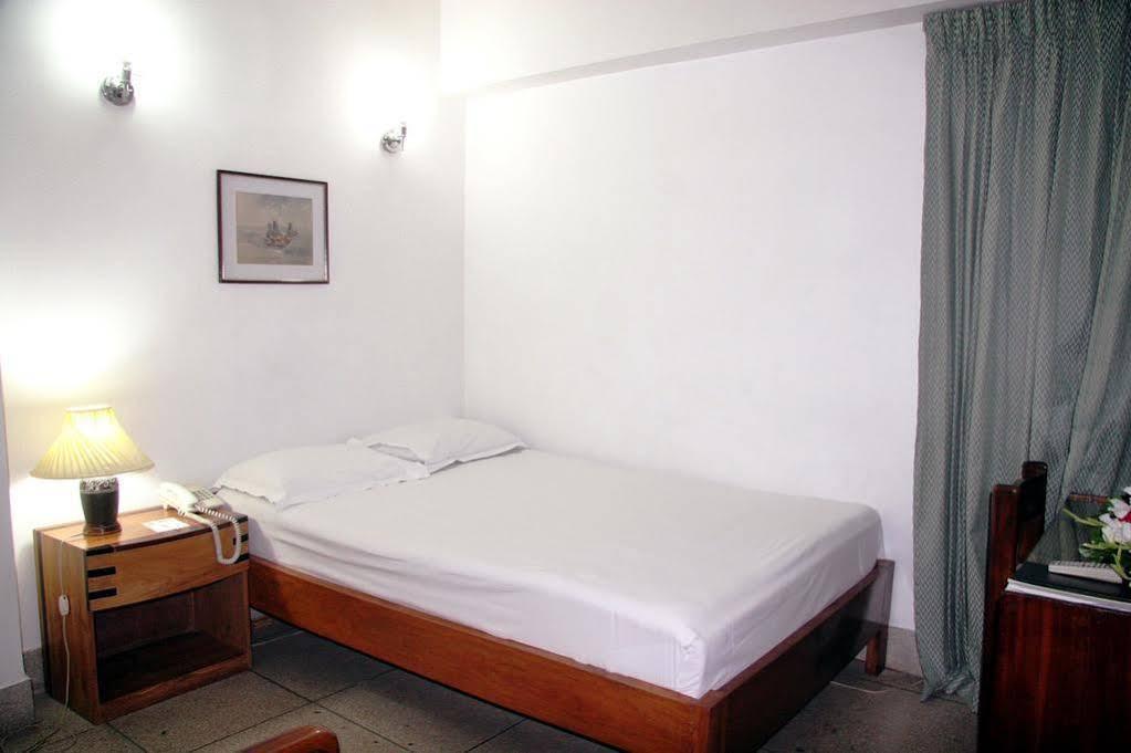 White House Hotel - City Center Dhaka Exterior foto