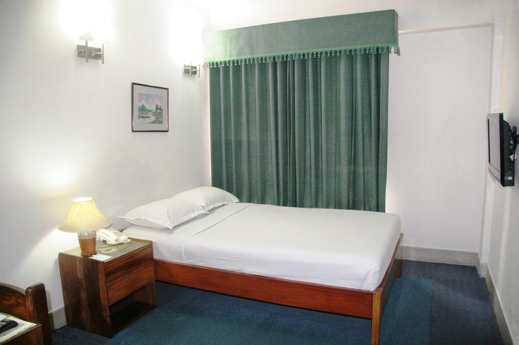 White House Hotel - City Center Dhaka Exterior foto