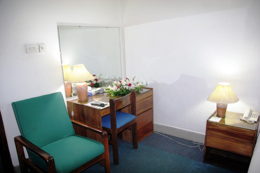 White House Hotel - City Center Dhaka Exterior foto