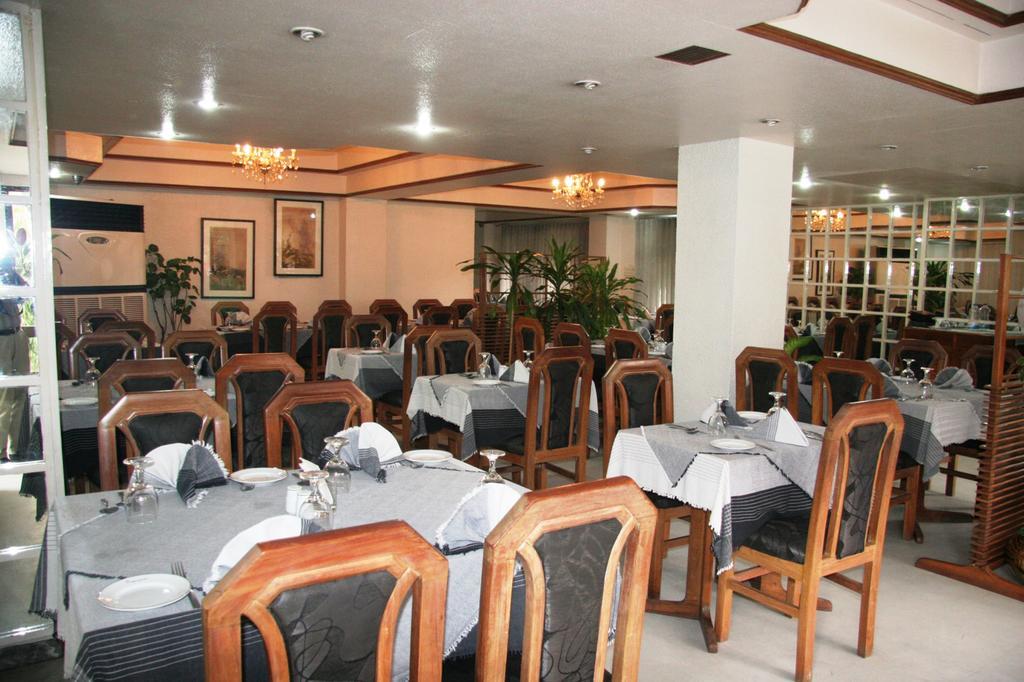 White House Hotel - City Center Dhaka Exterior foto