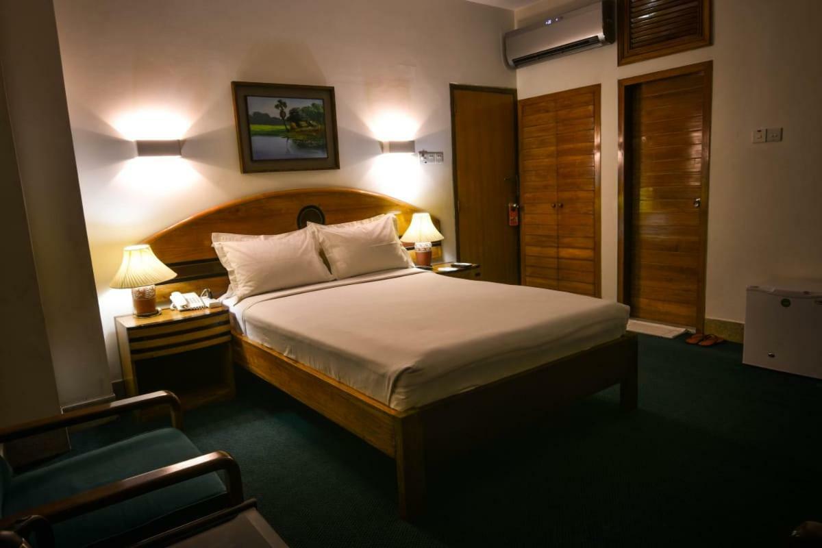 White House Hotel - City Center Dhaka Exterior foto